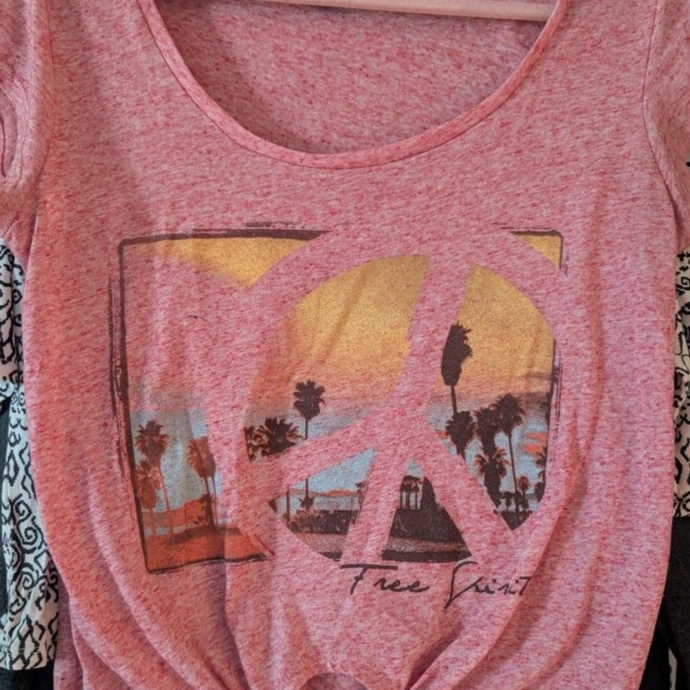 Heather Red Graphic Tee with Peace Sign
